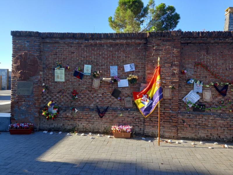 10 Septembre 2021-Mur des fusilles-Cimetiere civil -La Almudena
